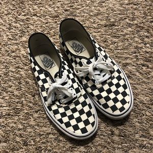 Vans checkered shoes - men’s Sz 7 (women’s 8.5)